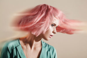Lateral motion picture, fashion, pink hairs Lateral motion picture, fashion, pink hairs